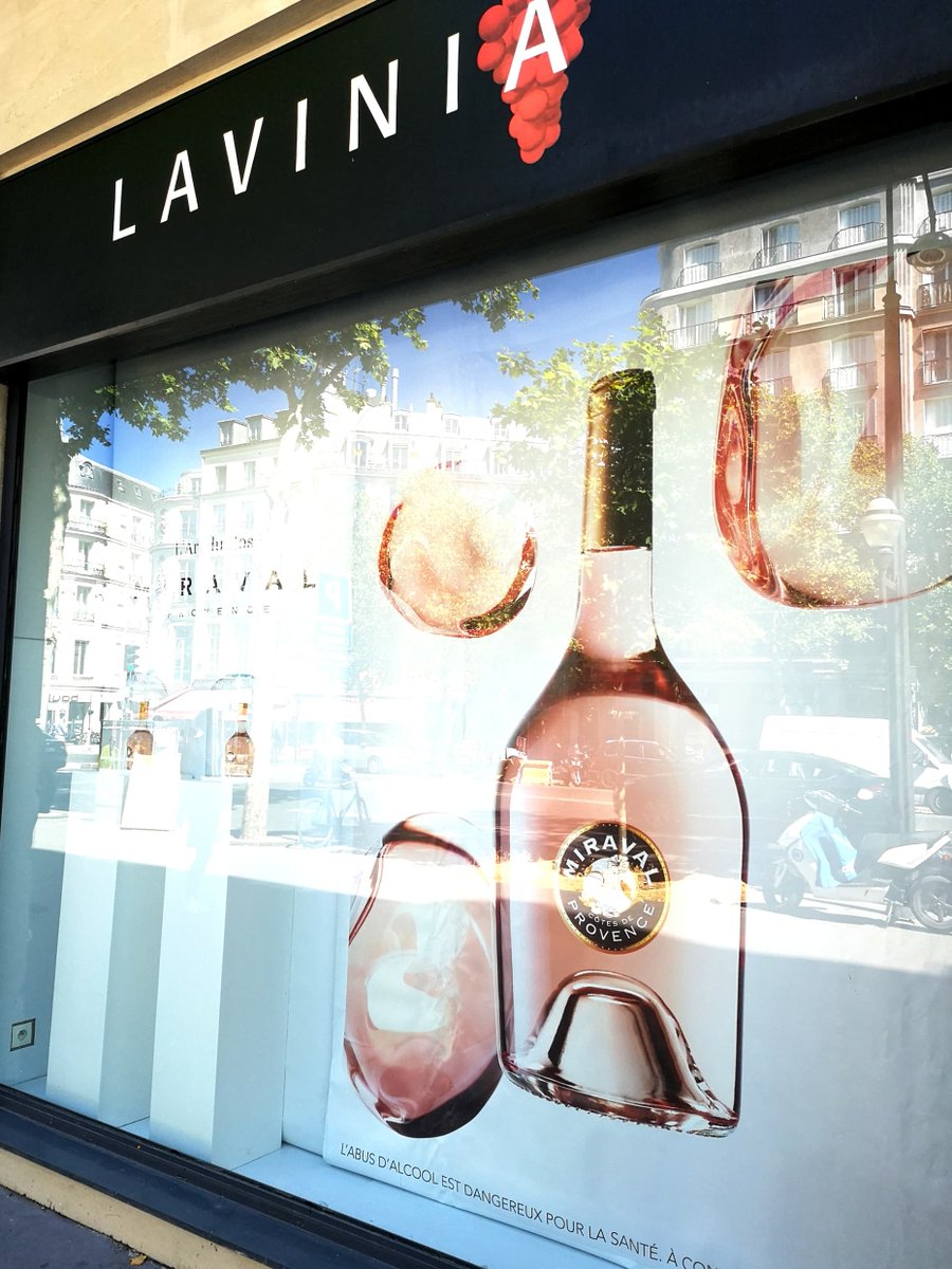 LAVINIA présente // Découvrez la nouvelle vitrine du magasin LAVINIA #Paris Madeleine mettant à l'honneur #Château de #Miraval et sa cuvée emblématique.

À retrouver tout l'#été dans les magasins, restaurants et sur le site.