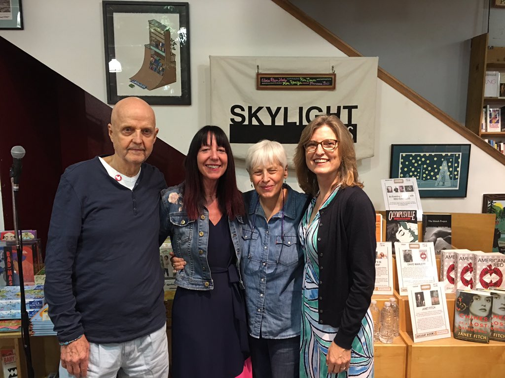RedHenPress's tweet photo. Thanks for hosting another amazing reading @skylightbooks! @KleinHealy @francescabell44 @ronkoertge #KimDower https://t.co/sUu99Zj6pf