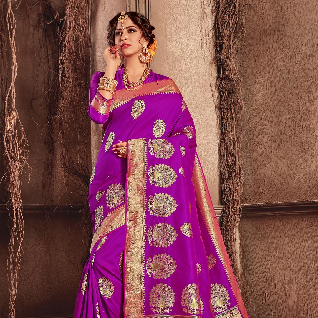 "Everyday is a fashion show and the world is the runway"

#jashn #ss19 #fashion #glamour  #indianethnicwear #indianfashion #ethnic #inspiration #Motifs #rustic #purefabric #love #indianwomen #bollywoodfashion #bollywood #style #Purple #Gold #Sareelove #flair #stylish  #Sarees