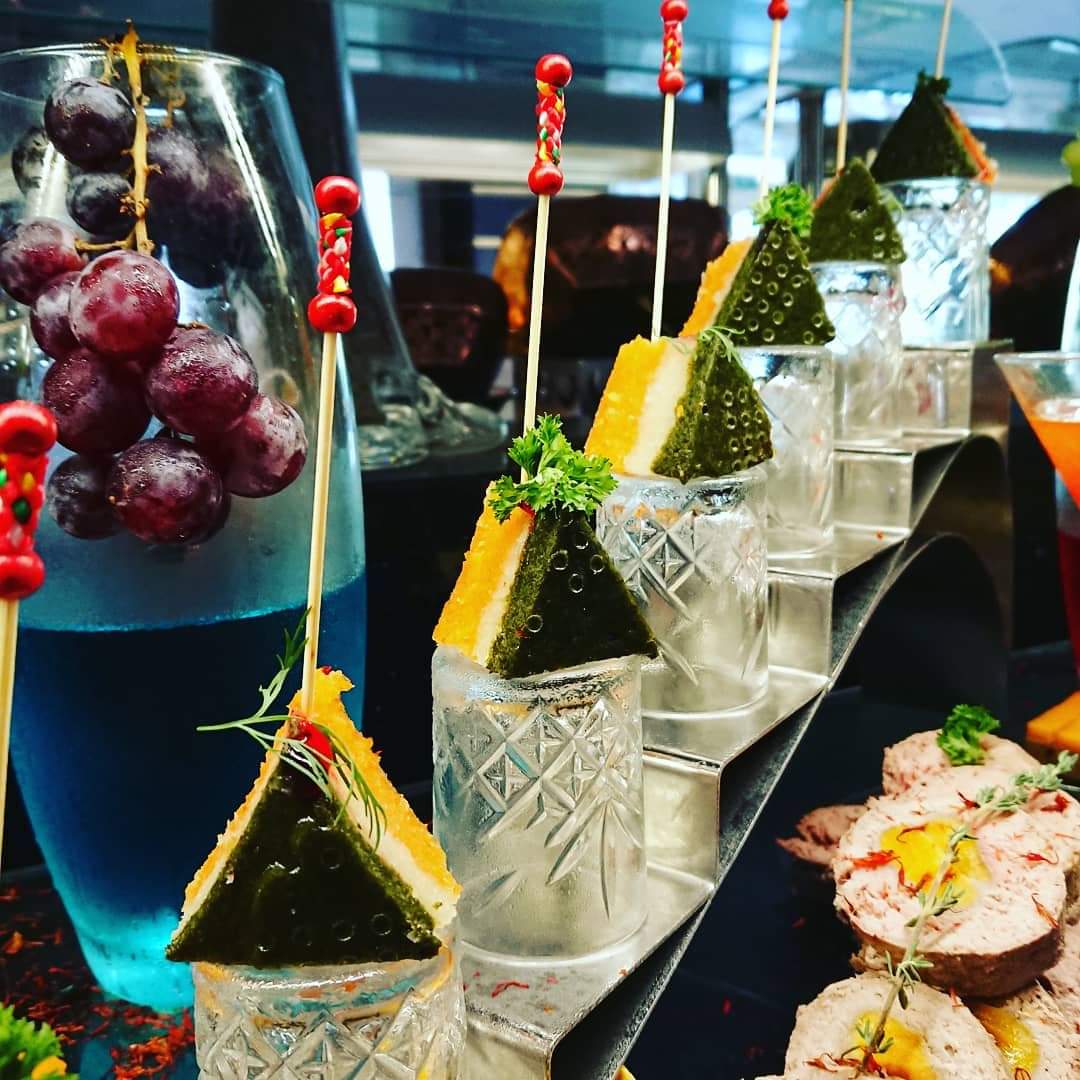 HamdiCheff's tweet photo. #LoveYouDhoni #amara #prestige #hotel #makedonya #gasmonkeygarage #gastronomy #Türkiyem #millitakim #foodwaste #foodfantasy #ChefConf2019 #bac2019 #ChefConf2019 #chefs #kıtceh https://t.co/CDkuos1EFF