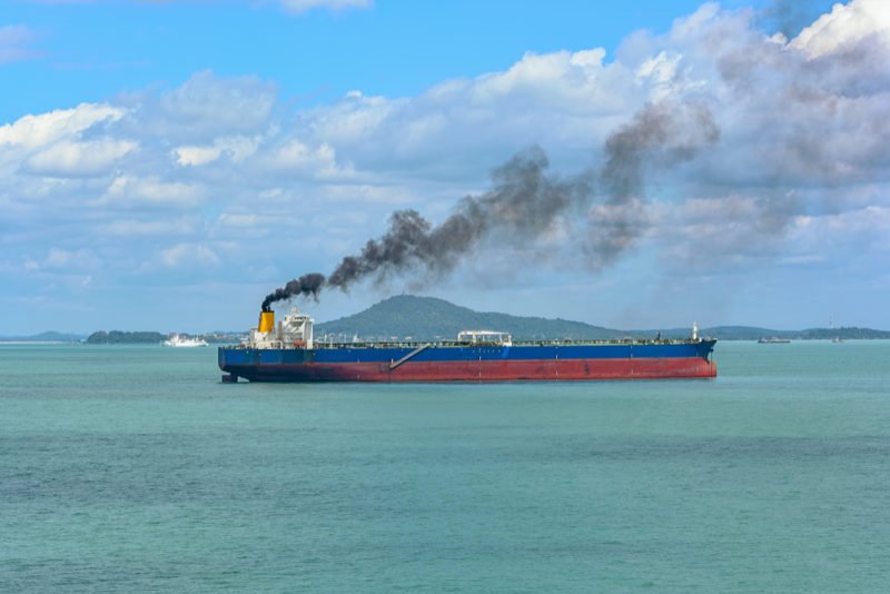 pacificgreen_'s tweet photo. Shipowners told to combine their buying power and not to worry about the cost of IMO 2020 grade fuels.
https://t.co/0UX7PUmop9
Image credit: Shutterstock
#fuel #sulphur #lsfo #hsfo #imo2020 #imo #maritime #marine #shipowners #shipowner #pgtk #technology #airpollution https://t.co/MV9s4ckDTB