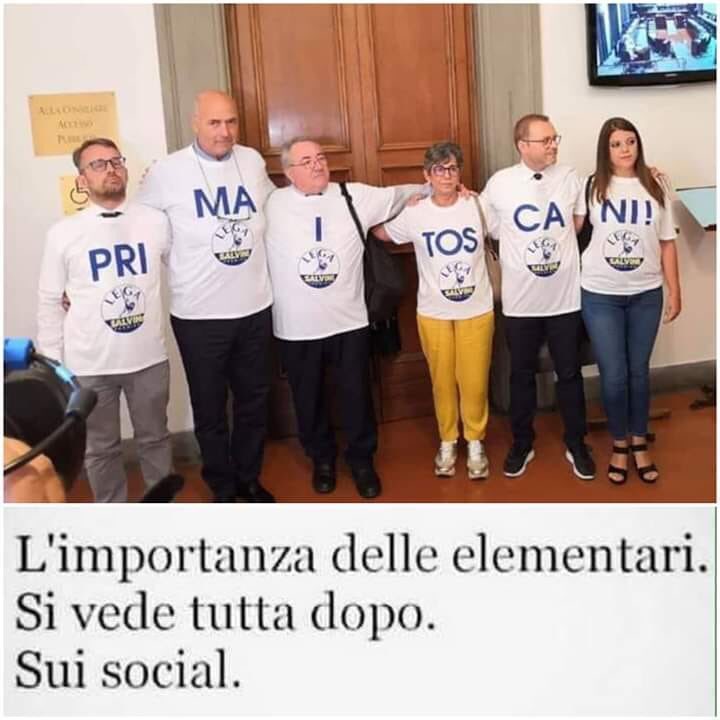 nadiarizzo1210's tweet photo. Nella foto il gruppo consiliare della Lega della regione TosCaNa, la patria della lingua italiana!

Pe.rfe.tto!!! https://t.co/ncsKLE7NnX