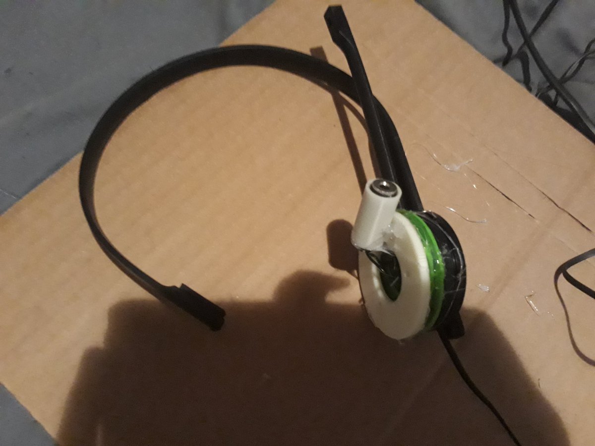 NickAGBruce's tweet photo. @nohandsnoexcuse @brycej When you're happy with a draft model print that you decided to hotglue it to the prototype for tonight's gaming session!
Obviously there's tweaks needed to the model before I can say I'm done with it π #progress #CochlearHeadset https://t.co/v07doRxtFk