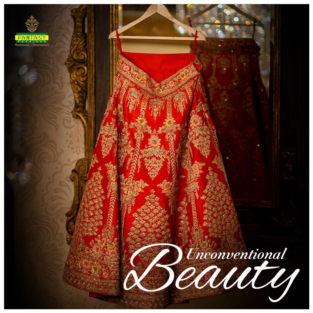 fantasyfashionf's tweet image. Discover #stylish &amp;amp; #trending outfits at #FantasyFashions for all your festivities.
Visit us at 4th Lane, Lokhandwala Complex, Andheri West, #Mumbai

#Fashion #EthnicWear #traditionaloutfit #sareeswag #IndianEthnicWear #designers #WomenWear