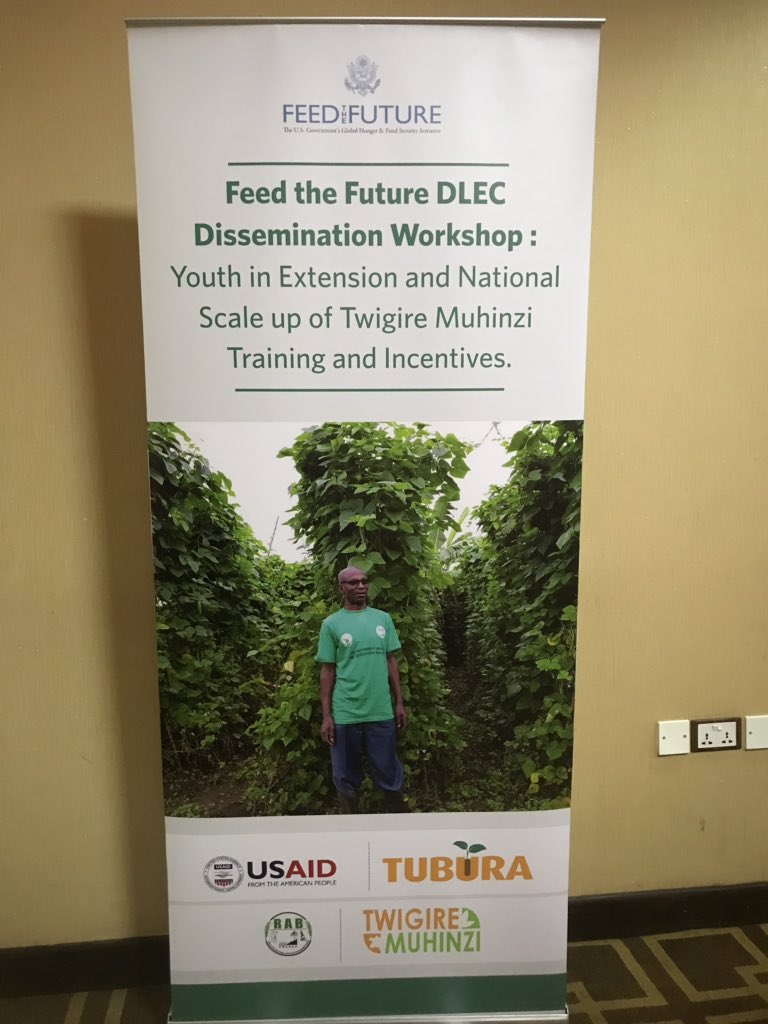 MoussaSenge's tweet photo. #HappeningNow - Dissemination workshop looking at #YouthInExtension and #Rwanda National scale up of #TwigireMuhinzi Extension Training and incentives of #Agriculture #Extension agents. #RwOT Co organized by @oneacrefundRW @USAIDRwanda and #DLEC https://t.co/DjzIoZd3MQ