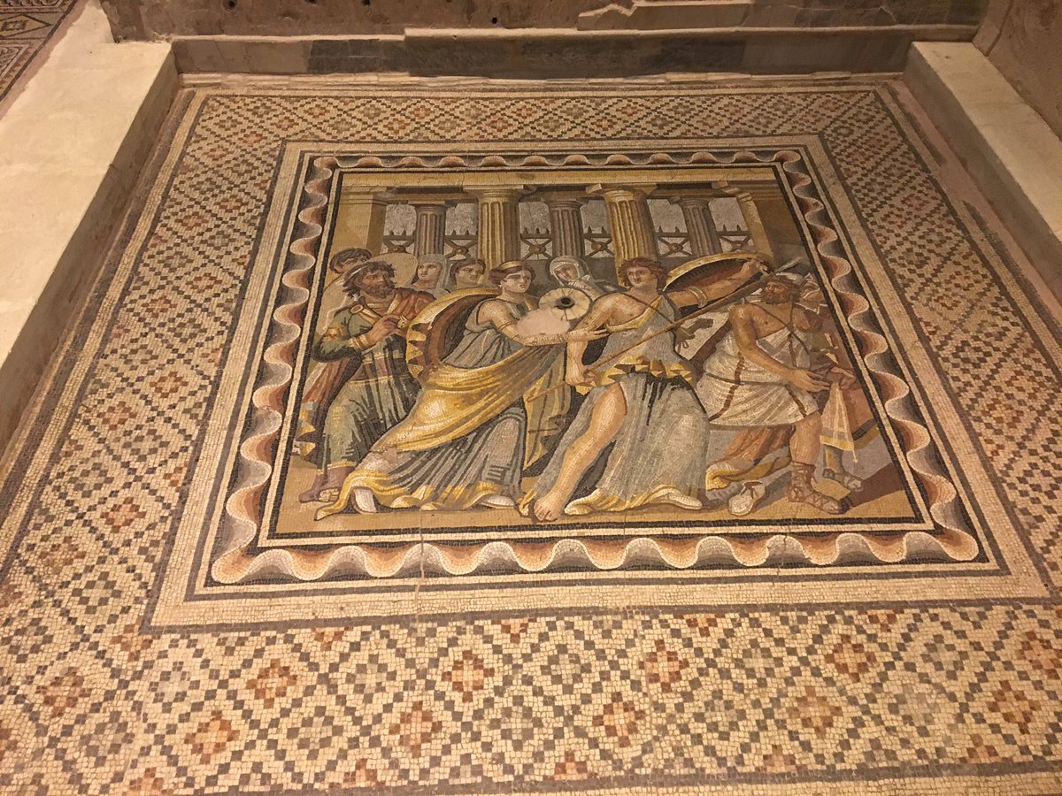 Finally last month I went to Gaziantep and visited the popular Zeugma Mosaic Museum where the “Çingene kız” is. Was told that this would be better than the Urfa mosaic museum (and it is) but it is quite large. I don’t advise visiting 2 museums and doing loads of walking before 