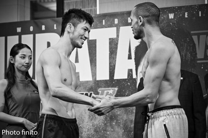 FinitoYamaguchi's tweet photo. #boxing #ryotamurata #robbrant #monochrome #ボクシング #村田諒太 #モノクロ https://t.co/GA9ZBb30Tb