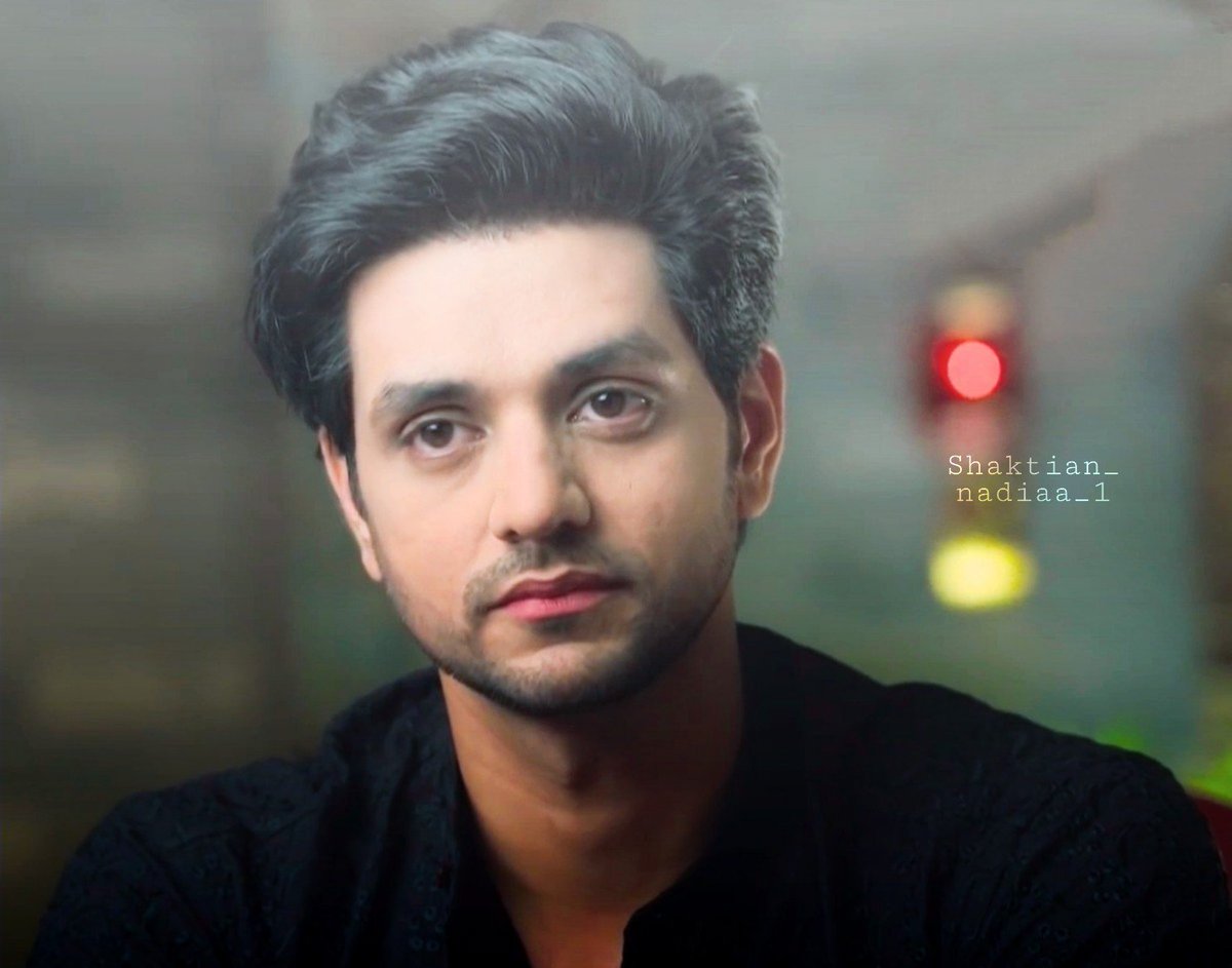 Shaktian_nadiaa's tweet photo. He is the most talented and versatile actor on indian tv..💯💯
@shaktiarora
#shaktiarora https://t.co/PttJ1EqotL