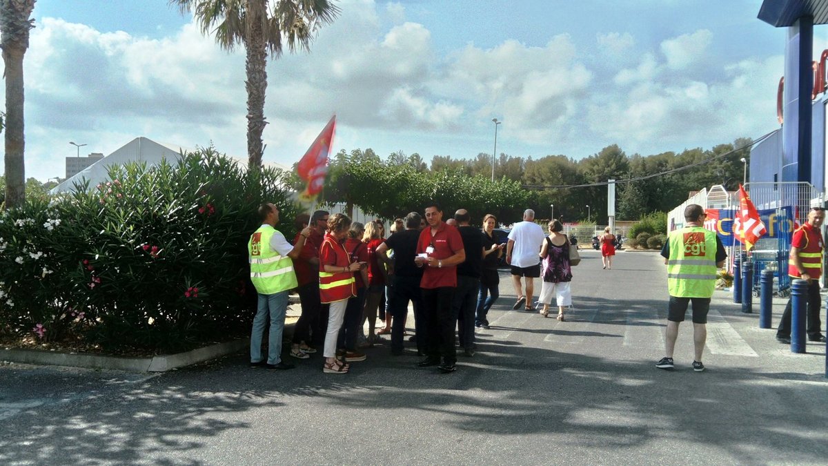 📢 11 juillet 2019 : Toulon - La Valette du Var : Les salarié-es de #Conforama dans l'action 🚩
#CGT #Luttes #Emplois #La_Valette_du_Var #Var