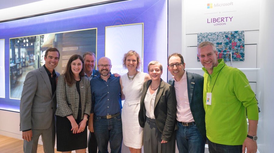 AnnaSmee1's tweet image. Thank you @MicrosoftUK for inviting @UKYouth to preview the new Microsoft London flagship on Oxford Street! We are very proud to be one of three community partners benefiting from a £1m donation to equip more young people with digital skills! #MicrosoftLDN #GenerationCode