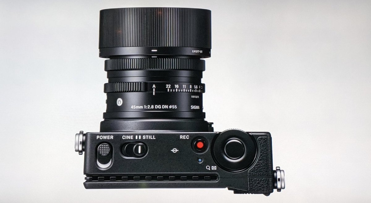 mirrorlessrumor's tweet photo. Wow! Sigma annoounce the world's smallest Full Frame system camera! It's named Sigma FP!
https://t.co/FAQxFJ6GT7 https://t.co/Qj28HbZaZZ