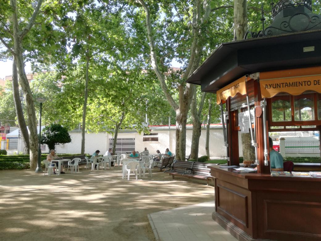 RoserNoguera's tweet image. #bibliotecamunicipal en el #parquedelosjardinillos #albacete #verano #quéchulo @icsaddislibrary #publiclibrary in the park