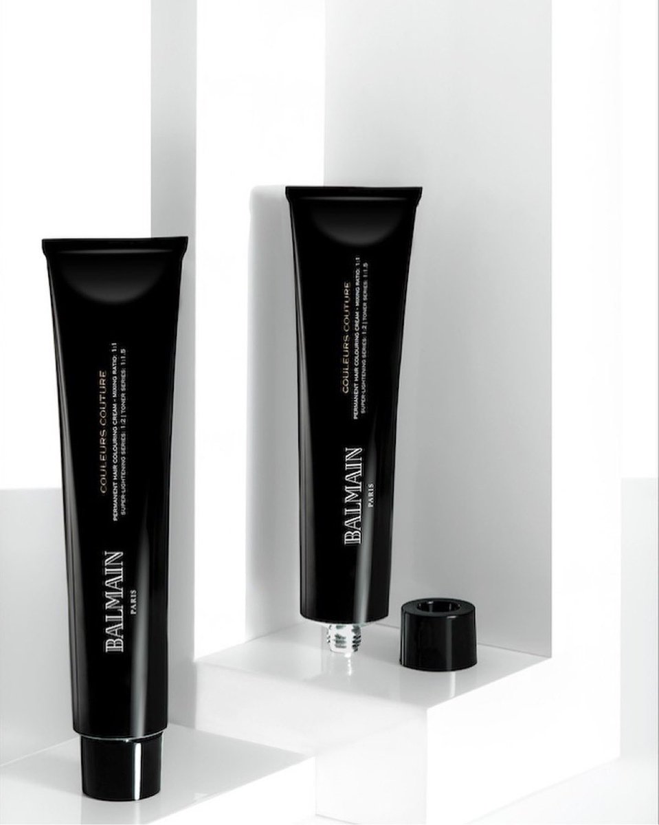 BalmainHairUK's tweet photo. COULEURS COUTURE
Micro pigments enter deep into the cortex of the hair for maximum colour retention. With the brand’s signature ingredients that enhance hair quality & colour vitality.
#HAIRCOLOUR #COULEURSCOUTURE #PROFESSIONALCOLOUR #HEALTHYHAIR https://t.co/oh5r9TTLOI