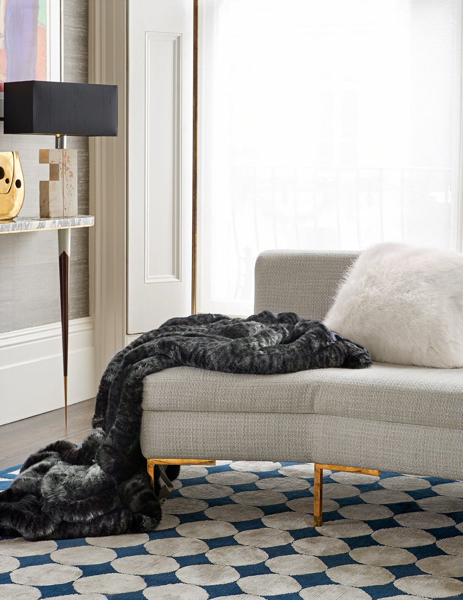 Luxdeco's tweet photo. Texture is an essential part of any interior designer’s vocabulary. Read more about texture in interior design & how to add texture to your home.
Discover more: https://t.co/Ayh8deXFBr
#texture #textureontexture #texturedfabrics #texturedmaterials #interiordesign https://t.co/d42KaUROJS
