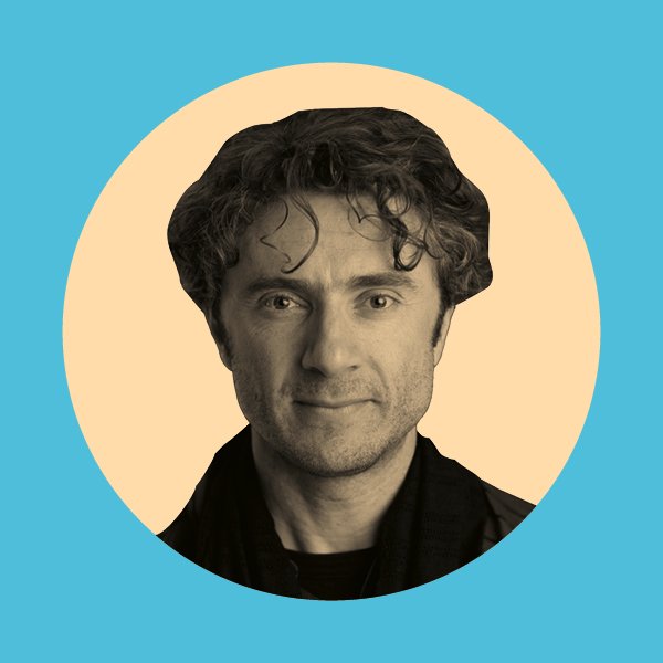 Forbes_es's tweet photo. #CreativeForbes Thomas Heatherwick, diseñador y fundador de Heatherwick Studio, es, probablemente, el diseñador más importante de Reino Unido de menos de 50 años https://t.co/vcPCC9ka5U https://t.co/av1qIQysNz