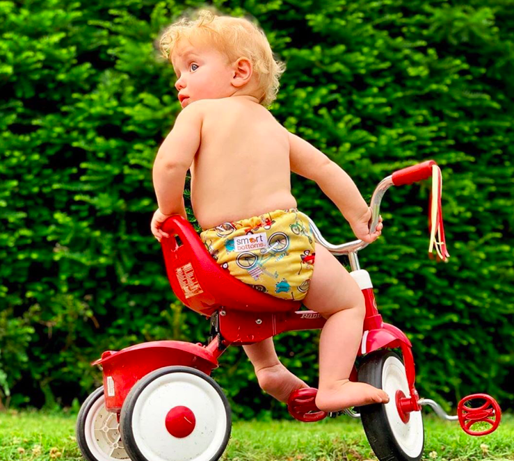Funswimfunswim's tweet photo. It's 'How we Roll' #smartbottoms #dreamdiaper #toosmart #ecofamily #WarOnPlastic #ThursdayMotivation https://t.co/68m8CmRmZk https://t.co/BBXE5VtiOP