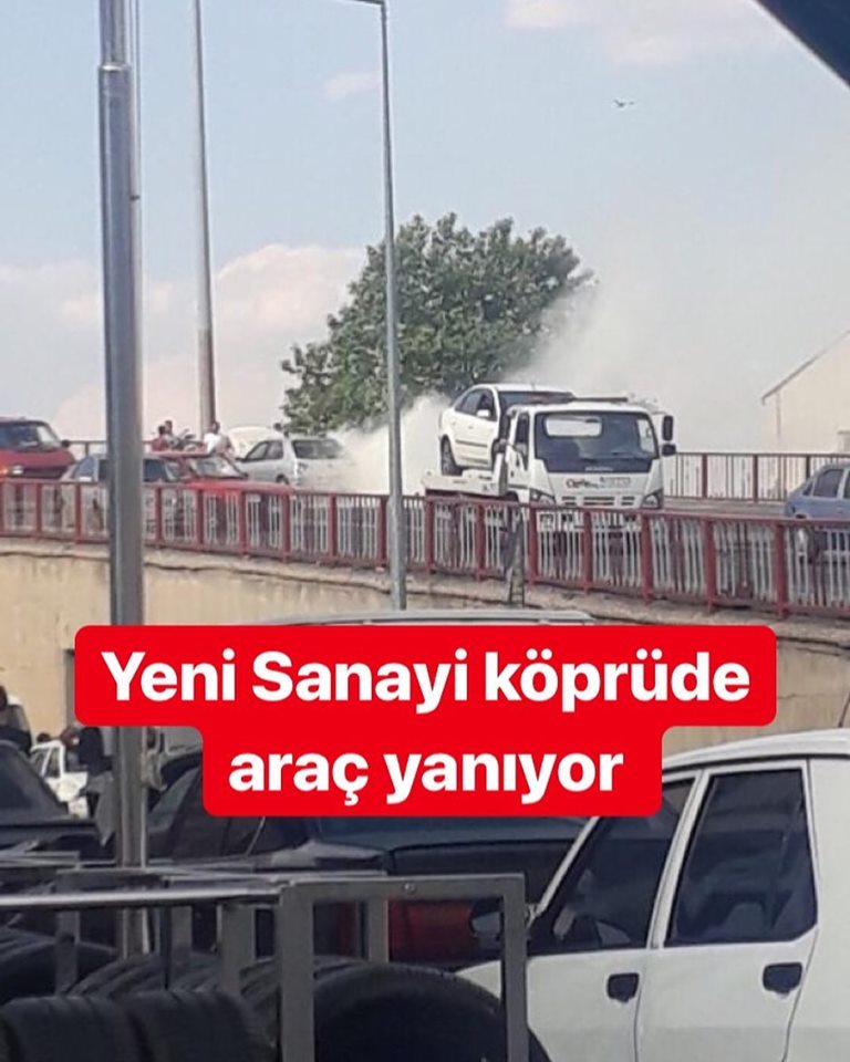 kayseradar on twitter yeni sanayi koprude arac yaniyor kayseri kayseradar kayserimnet haber kaza gundem trafikkazasi hiz radar https t co wcsoa2lqfy twitter