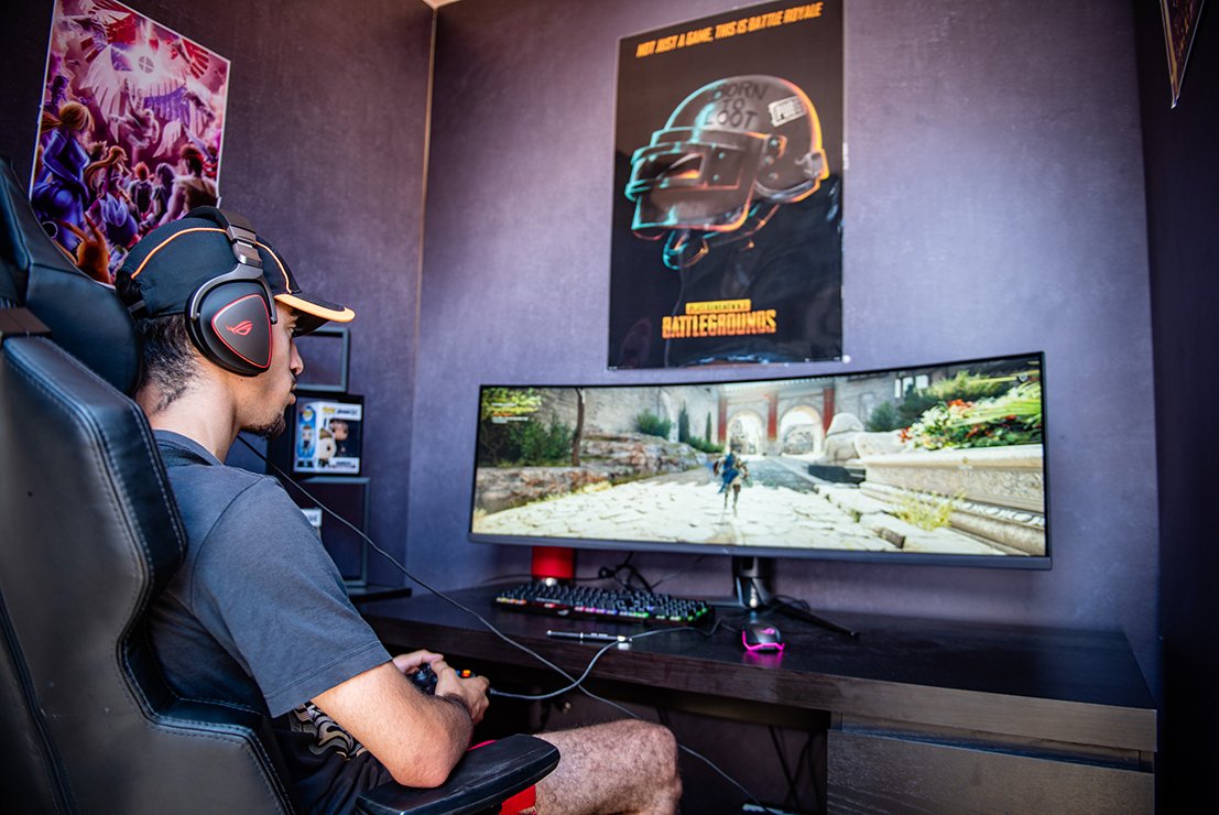 Stradamarketing's tweet photo. Retour en images sur l’#AsusInnovationStation by Strada. Au programme des expériences immersives et découverte des nouveautés @AsusFrance : ZenFone 6, ZenBook Pro Duo et ROG Scar III. #innovation #Asus #Paris #Event #ZenFone #RepublicOfGamer

Découvrir : https://t.co/CTwAOmb5H7 https://t.co/7fsUglE0l4
