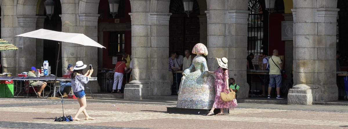EspanorBroker's tweet photo. Las elevadas temperaturas incrementan las solicitudes de asistencia de los turistas extranjeros.

@ADNdelSeguro 

https://t.co/u7N0VxqKRT https://t.co/U9g1kLA8G1