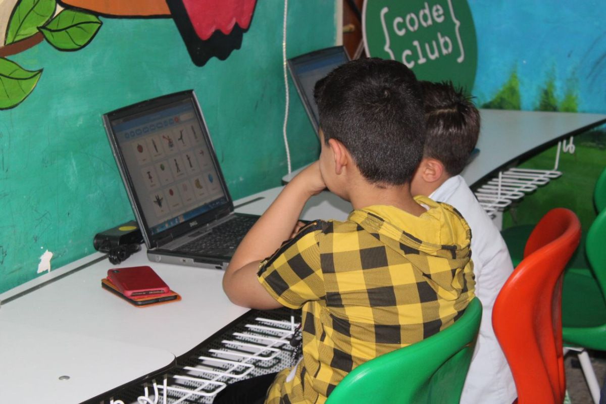 Empowering women and young coders in Iraq buff.ly/2NOrkDz
ICYMI <a href="/Dr_Alisherbaz/">Dr. Ali Sherbaz</a> <a href="/MurtadaDohan/">Murtada Dohan</a>