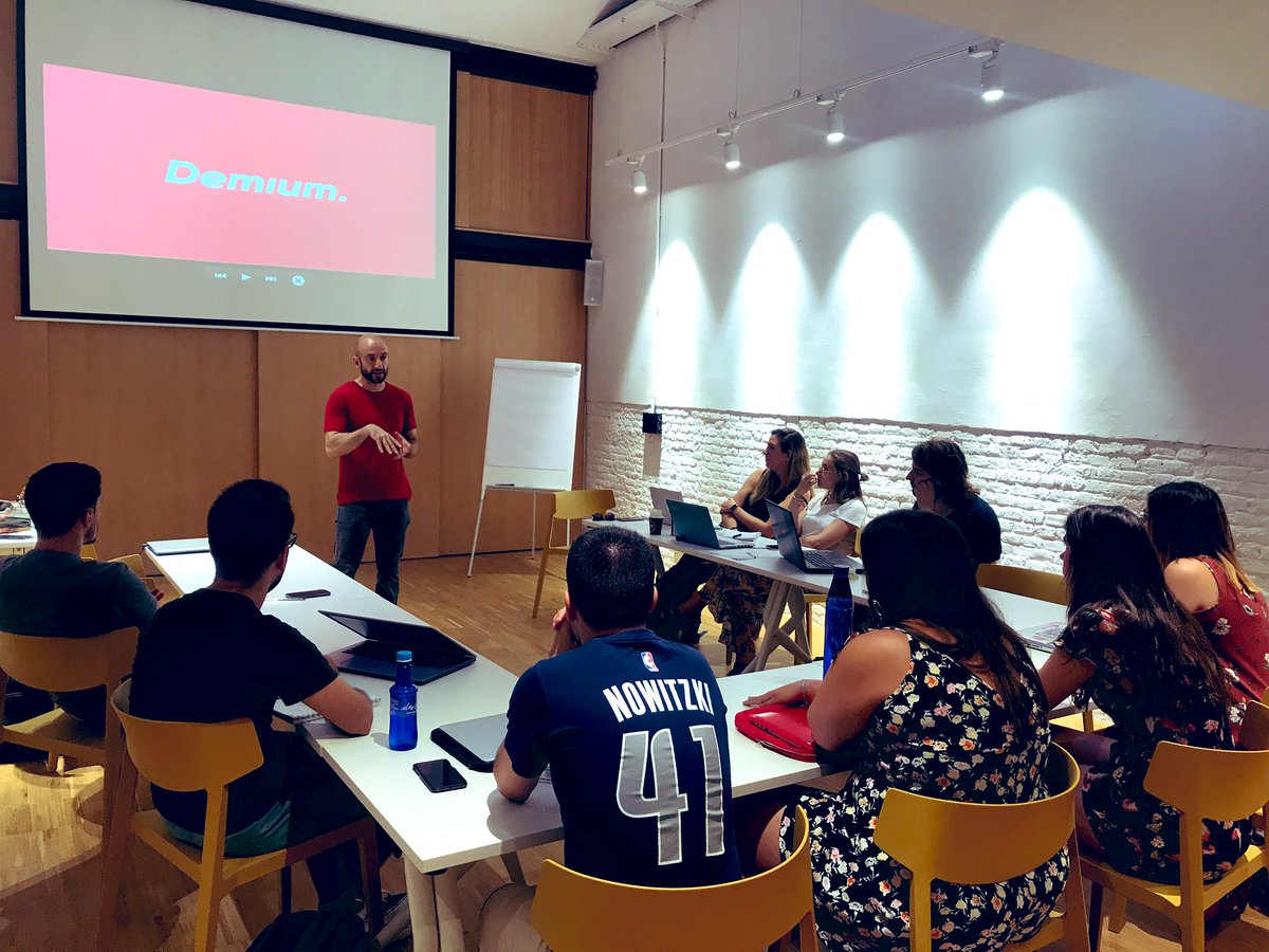 lamardeana's tweet photo. Emprender conlleva riesgos... y @DemiumStartups los minimiza. Hoy somos emprendedores en #GenerationEOIMD @eoi @spaingeneration inspirados por el talento de @jtorregrosa_ #AllStartup 😎 https://t.co/Z7BuU0KcuI
