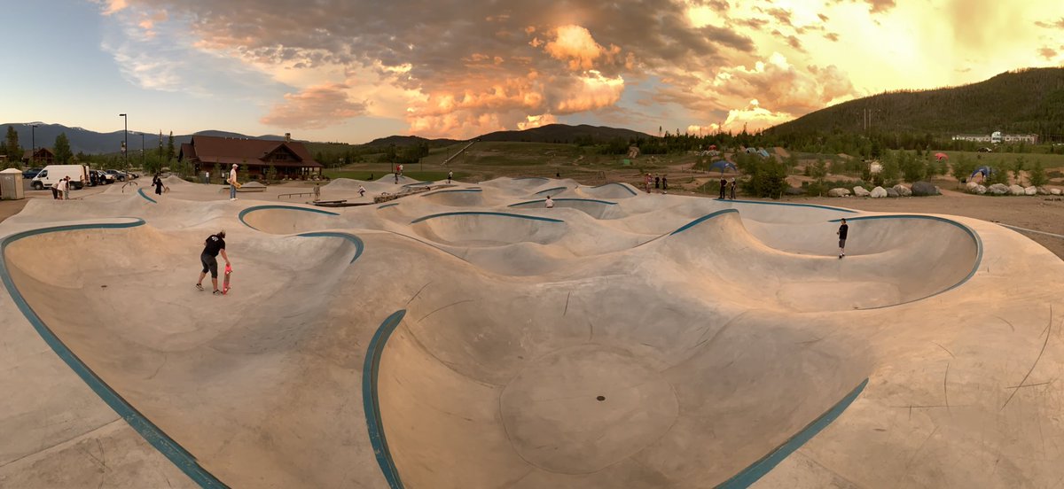 jonpaciaroni's tweet photo. Concrete heaven. 🤤 #evergreenskateparks https://t.co/6hYQqWpSEP