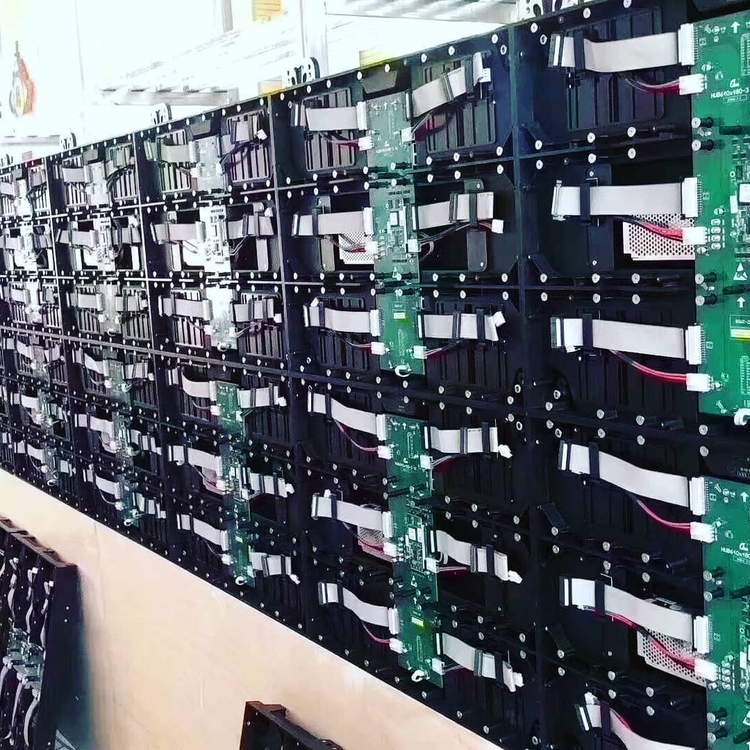 DdwPony's tweet image. Indoor P2.0 led display 3840x960
Welcome inquiry, and order.
👉Whatsapp/Wechat: +8619926416710
👉Email:pony@ddw.net
👉ddw.net
#DDWdisplay #digitaldisplay #lcddigitalsignage
#lcdvideowall #advertisingdigitaldisplay
#CAPtouch #videowall