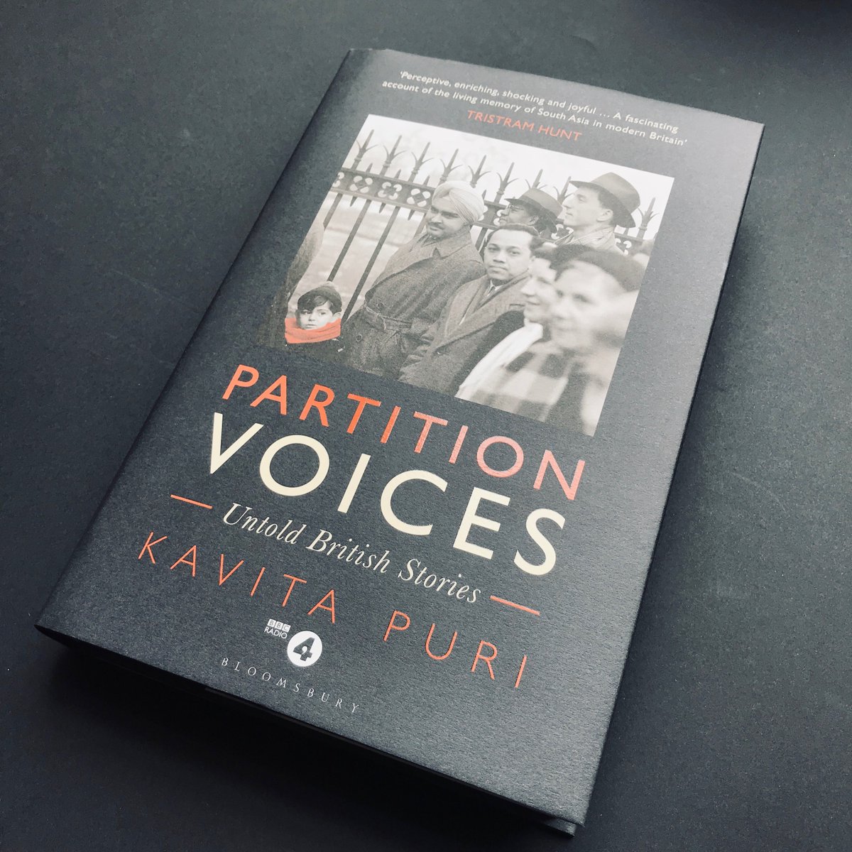 PUBLICATION DAY #partitionvoices. In 1947 British India was divided along religious lines. Millions migrated - Hindus &amp; Sikhs to India, Muslims to Pakistan. Many whose lives were so disrupted by partition moved to post-war Britain. These are their extraordinary stories.

 THREAD