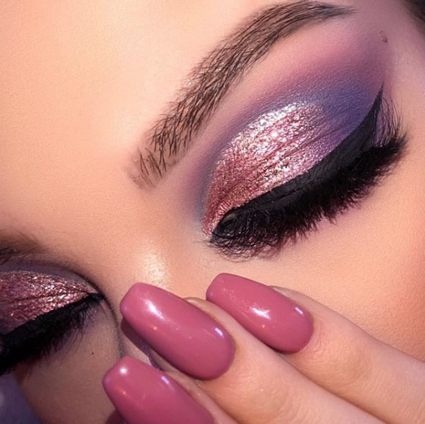 glamifybeauty's tweet photo. PINK DREAM 💕 @basia_be looking next level 💅🏽 slayin’ the ultimate SELFIE LASH 🔥 tap to shop + and get any 3 for £15 🛍
#glamifybeauty #luxurylashes #minklashes #lashes #eyelashes #lashfocus #lashgamestrong #makeup #beauty #styleblogger https://t.co/hyi8pV6YGF