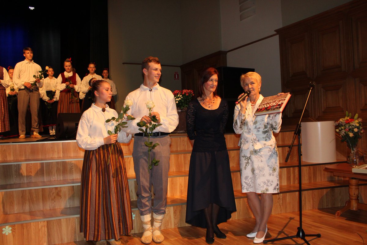 Dobeles Valsts ģimnāzija tweet media