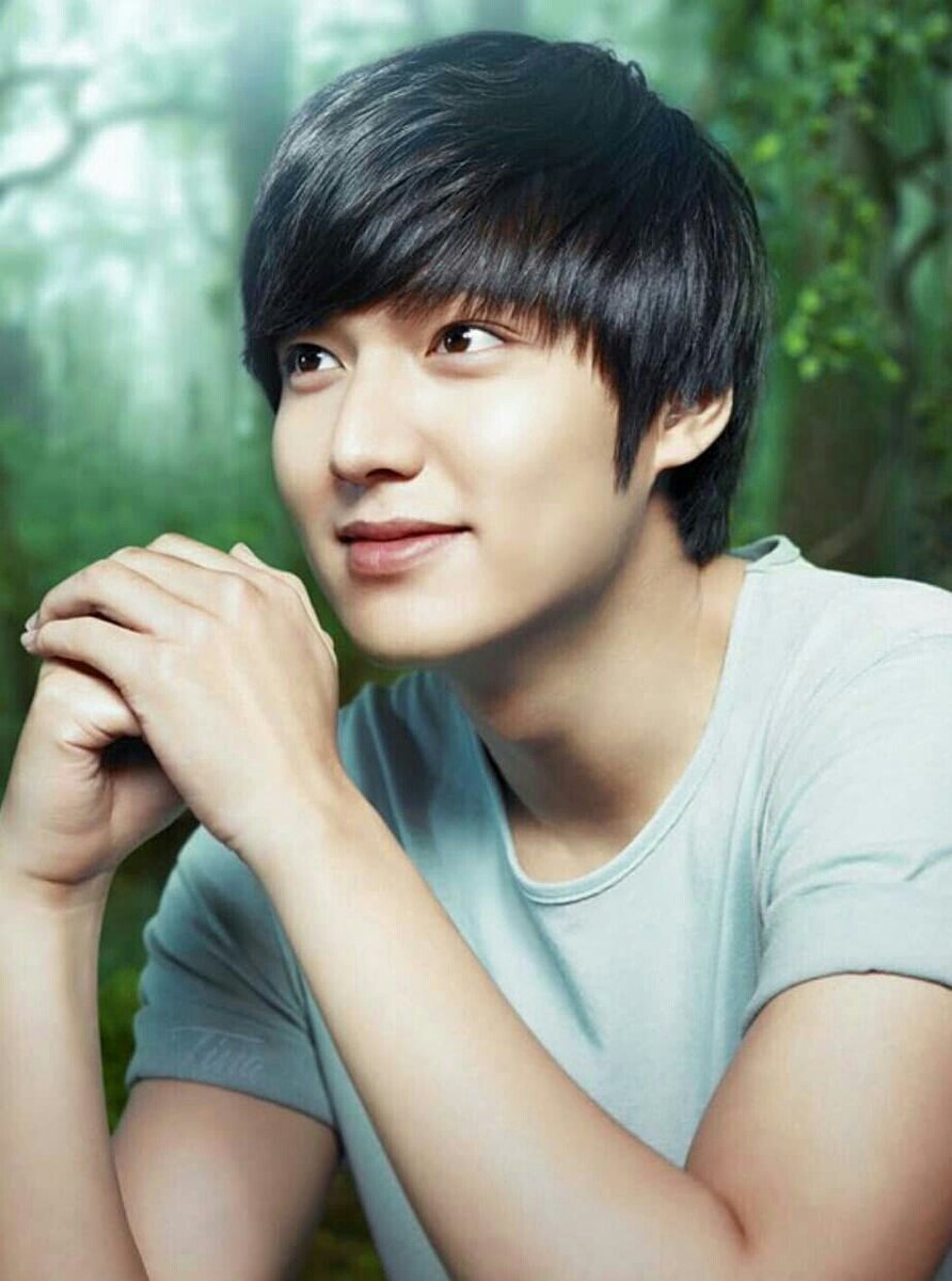 alwaysminoz's tweet photo. Look at that baby face 😍

#LeeMinHo #Leeminho https://t.co/S2Z883UzE3