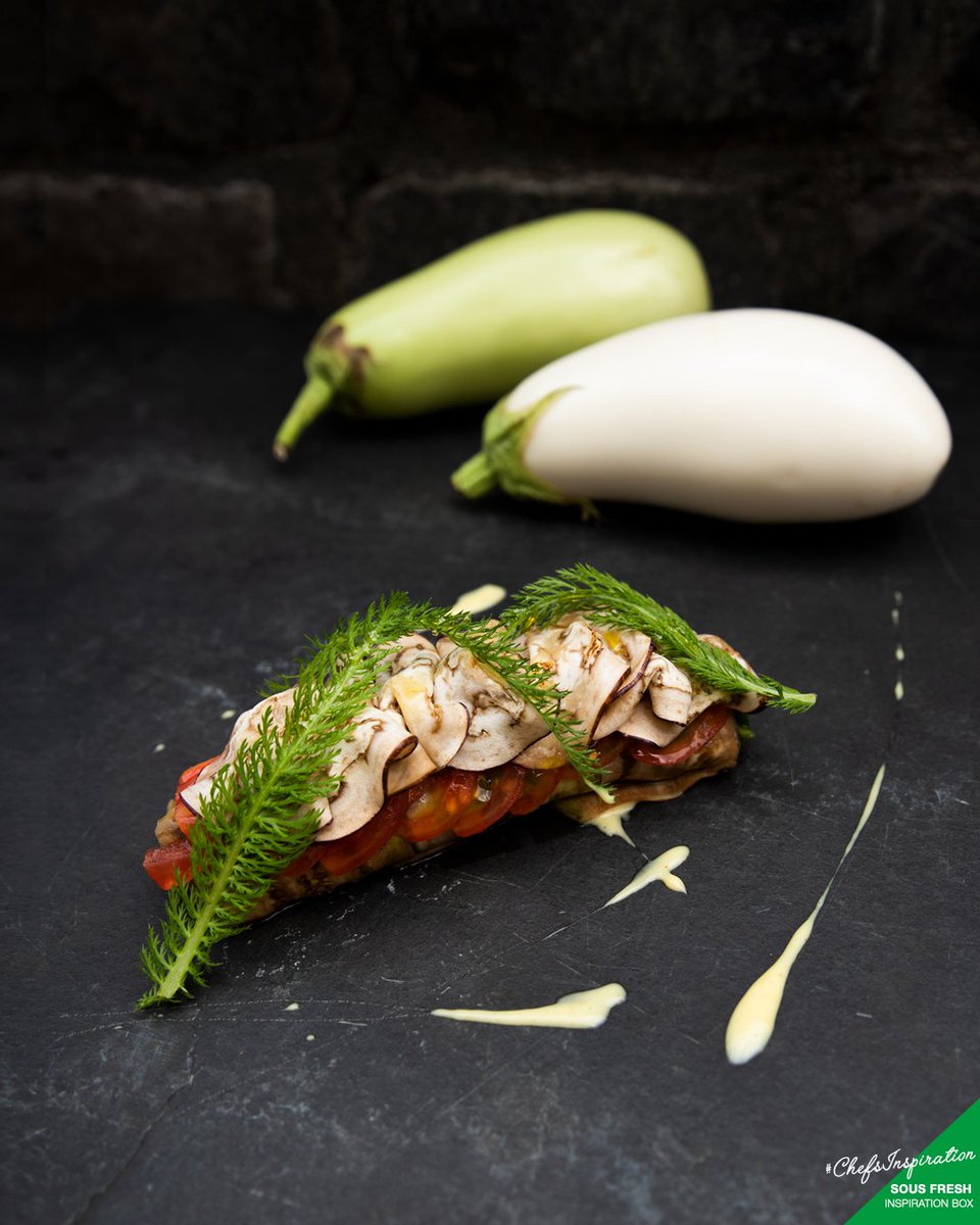 SousFresh's tweet image. ⭐️INSPIRATION BOX⭐Cannelloni graffiti eggplant / green eggplant cream / white eggplant / spinach / apple / potato sauce 

Created by Eric Swaghoven-Restaurant Valuas 
Share your creation with #chefsinspiration 

#michelinstar #culinaryarts #finefood #theartofplating #gastroart
