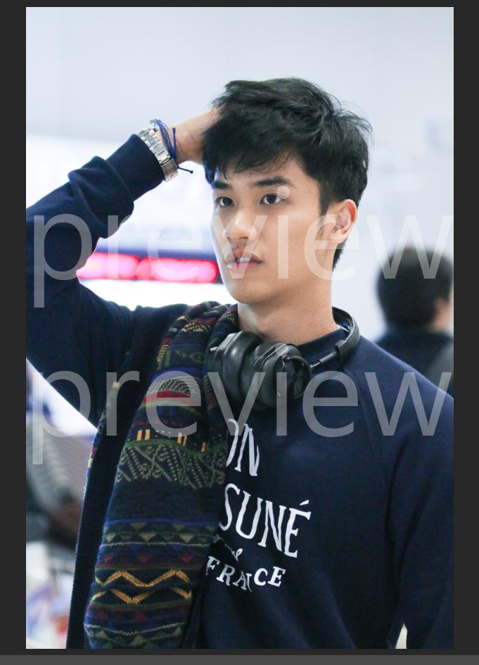 Polcachu's tweet photo. FEEL THE SUN ☀️
POLCACHU 1st PHOTOBOOK FOR @Tawan_V
COMING SOON... ✨
#tawan_v #ชาวบ้าน
#เตนิว #โพก้า #polcachu https://t.co/g821kB2oQy