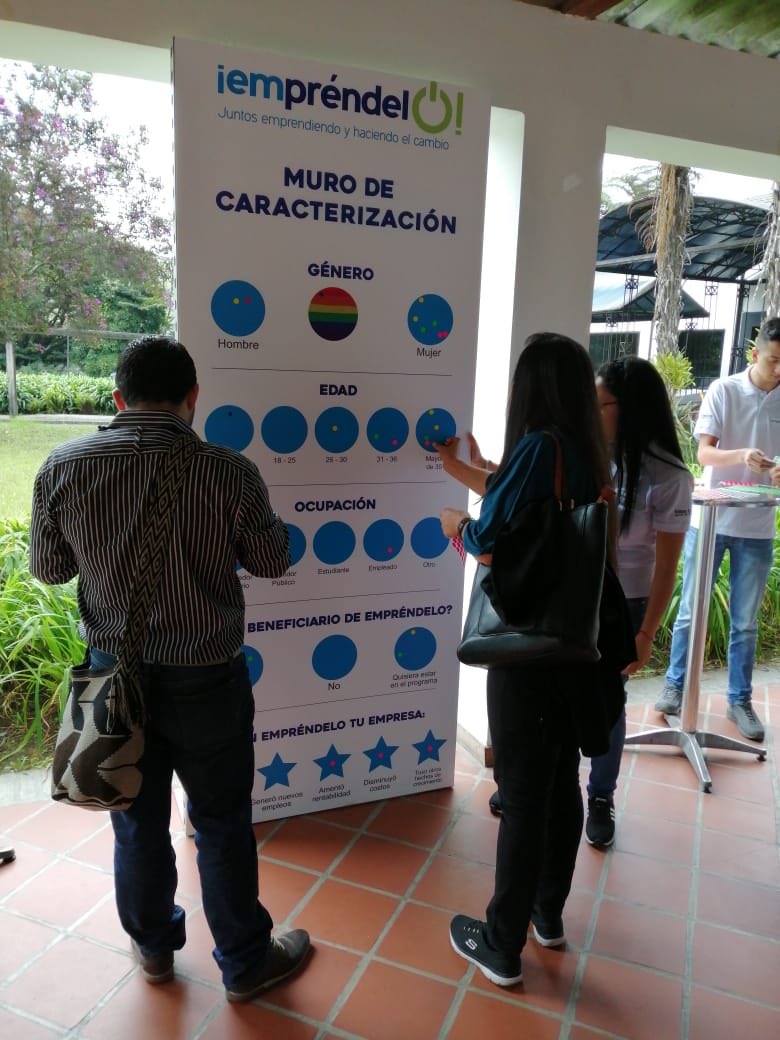 Olgaidarraga23's tweet photo. Feliz de compartir con tantos emprendedores con ganas de aprender y crecer @emprendel0 @CCManizales @Confecamaras @el_BID @DISNEYCARDONA https://t.co/Yijb8ASkUh