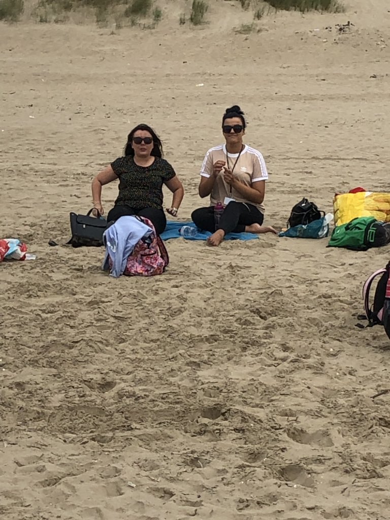 halfwayyear3's tweet photo. Year 3 enjoying themselves at the beach in @ParkPembrey #classtrip #sunseaandsand https://t.co/EBuStoeQbg