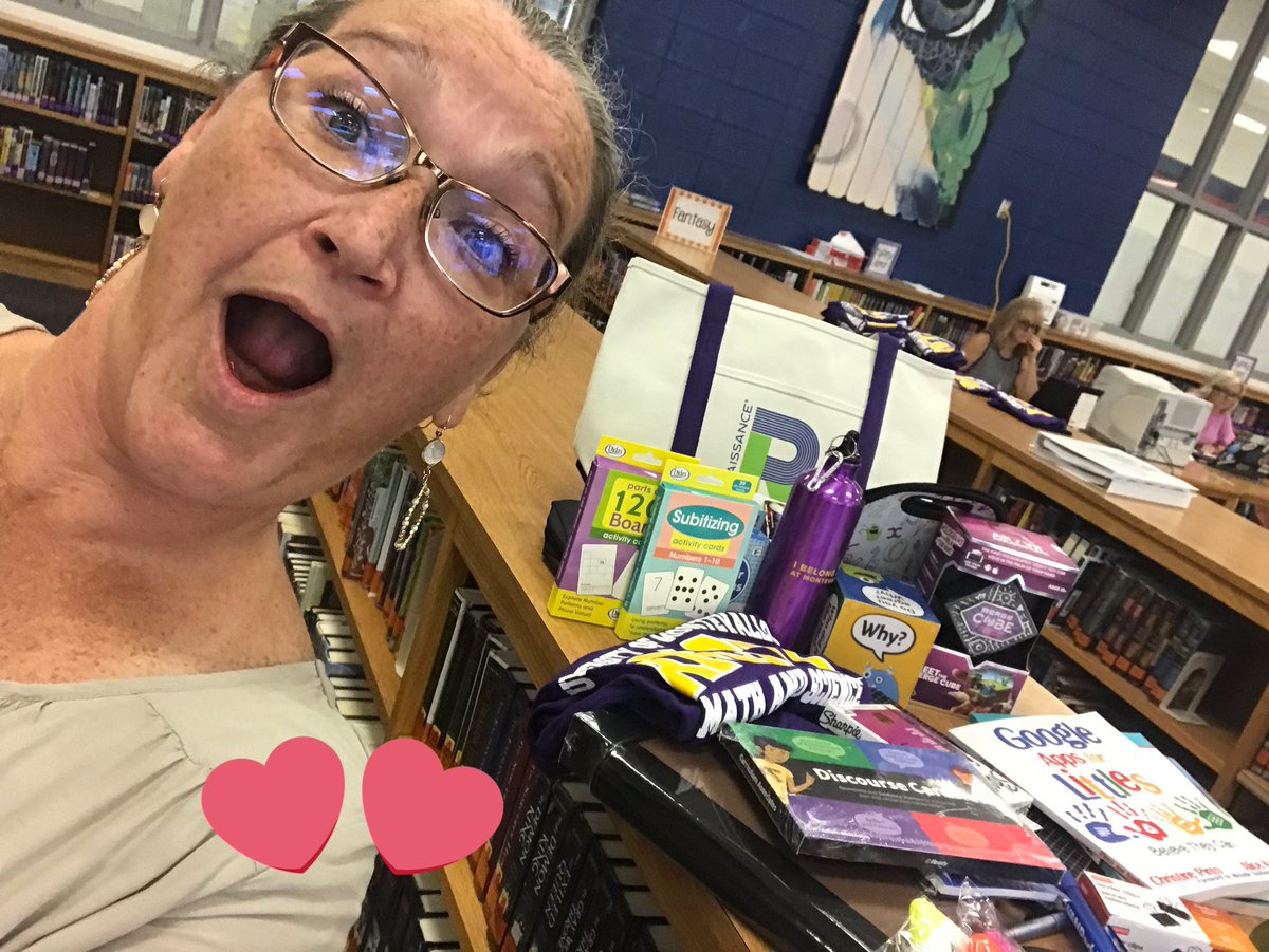 KellyGrande18's tweet photo. OMG!!!! SO MANY THINGS at the AMSTI Science training for teacher give away!!! #AMSTIUM1stgradeScienceRocks #AMSTIworks #AMSTIscience #AMSTIsummerlearning #learnbydoing @AlabamaDeptofEd @AMSTI_UM @amstiweb @AMSTIUSA https://t.co/b1ReHvXZX0