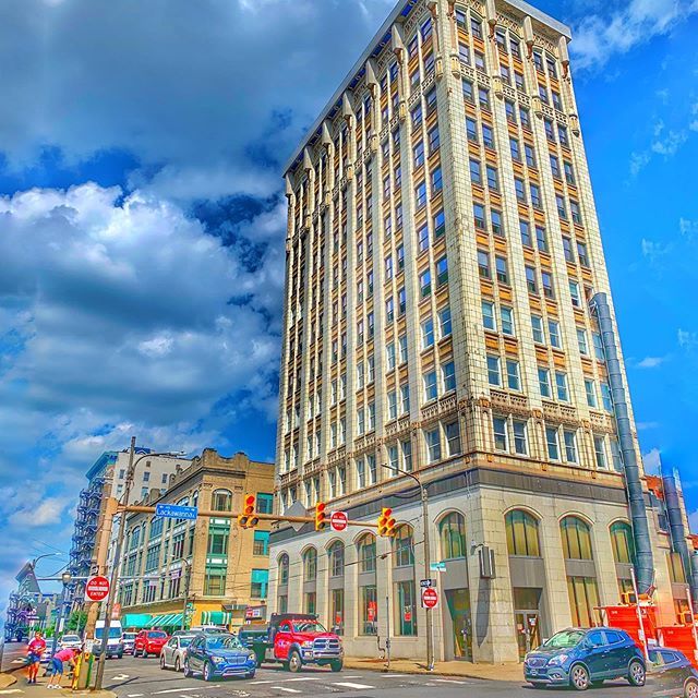 GadgetProfessor's tweet photo. Scranton PA https://t.co/ZNBZuQfTM0 https://t.co/cfhOMh65d9