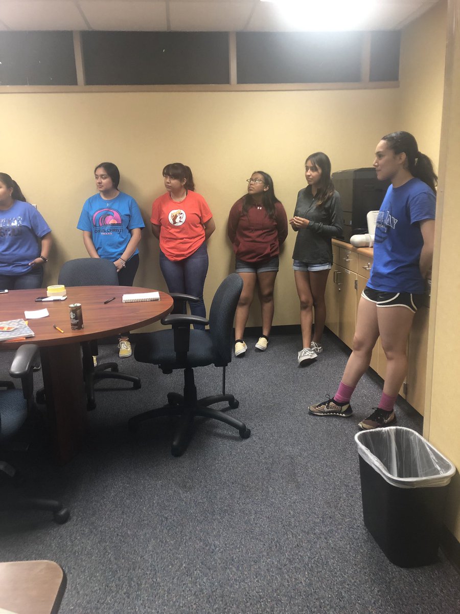 NISDJaySEA's tweet photo. Summer work! Student council leadership team, getting ready for the upcoming school year! Great organization to get involved in! #thisisjaysea @jjhstuco https://t.co/CtbdfJygjY