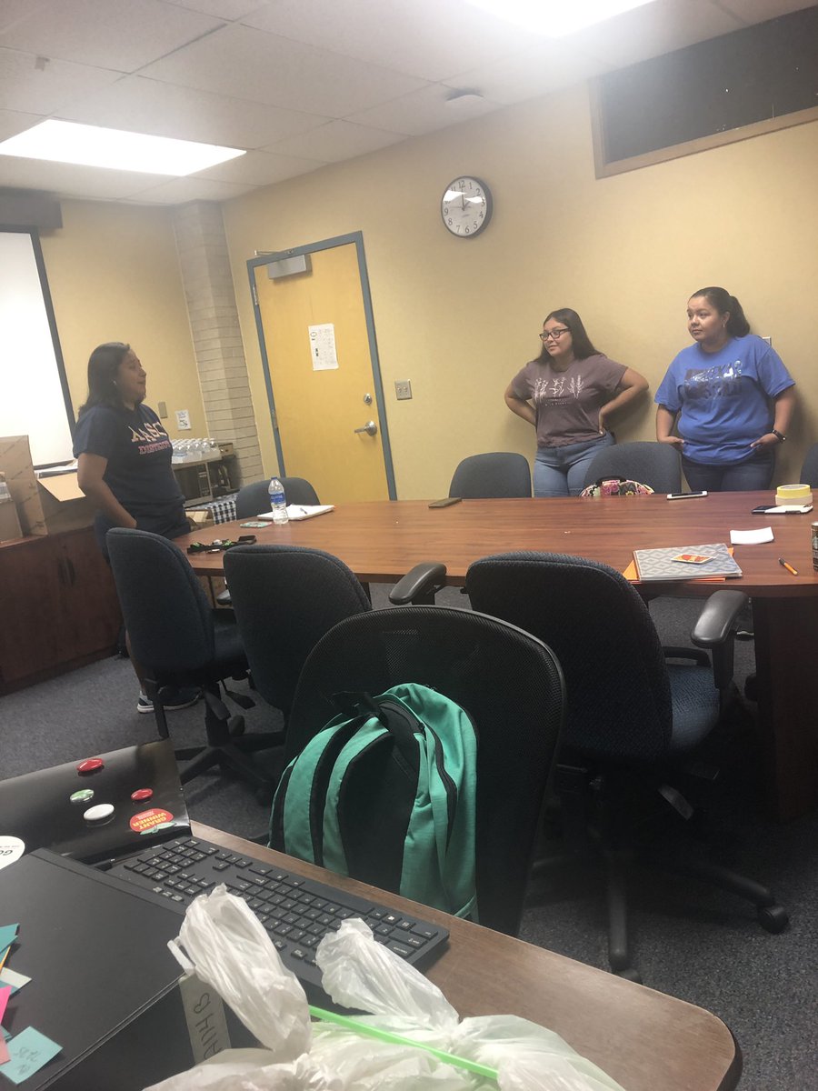 NISDJaySEA's tweet photo. Summer work! Student council leadership team, getting ready for the upcoming school year! Great organization to get involved in! #thisisjaysea @jjhstuco https://t.co/CtbdfJygjY