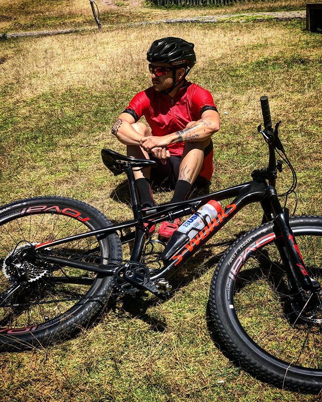 KnoVintimilla's tweet photo. Tomate un momento de cada día para agradecer y apreciar por lo que tienes.
#deportistasaotronivel .
.
.
.
.
.
.
.
.
.
.
.
#TeamFairis #Fairis #TotheheightofyourdreamsUniandes #ComercialRoldan #JacMotorsEcuador #ZapatosVenusEc #Specialized #adidassporteyewear #ComercialMaya #… https://t.co/SCAa9G4i7C