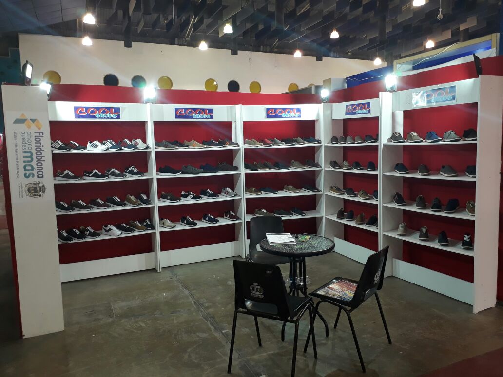 Asoinducals's tweet photo. Nuestros empresarios expondrán sus mejores productos.
#hechoamano #calidad #cuero #calzdo #tendencia #moda #EXPOASOINDUCALSCUERO2019 https://t.co/JwFujkSGH6