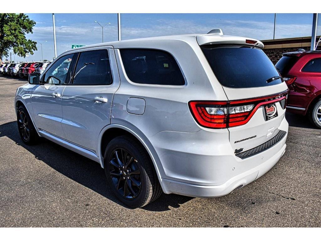 FrontierAuto's tweet image. Our upscale 2019 #DodgeDurango SXT Plus in Vice White is ready for all your family adventures! This SUV rewards you with an impressive 26mpg on the open road and brisk acceleration that will have you leading the pack. 🐎
Click here for more information: bit.ly/2XH9G9z