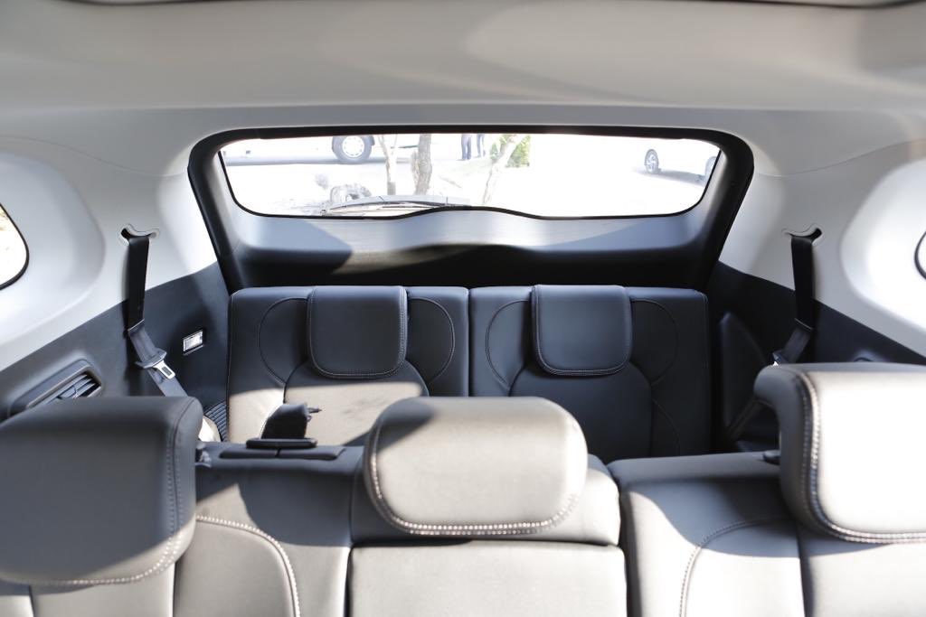 WulingMotorsID's tweet photo. teknologi voice command Berbahasa Indonesia dan pilihan 7 seater, yang juga bertepatan dengan perayaan 2 tahun anniversary Wuling.
#SmartTechnologySUV #HaloWuling #Almaz #Wuling2ndAnniversary https://t.co/Lje5yc4nCN