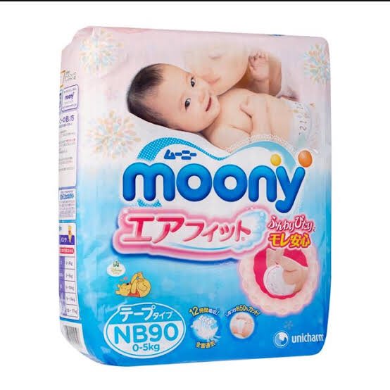 9. DiapersOk jgn gelak. Aku rasa semua parent seronok kalau ada org bagi hadiah diapers tapi jarang2 orang buat. Tau tak baby newborn pakai 1 pack ni dalam seminggu je. So kalau korang bg hadiah diapers berpack-pack nescaya ibubapa nya gembira 