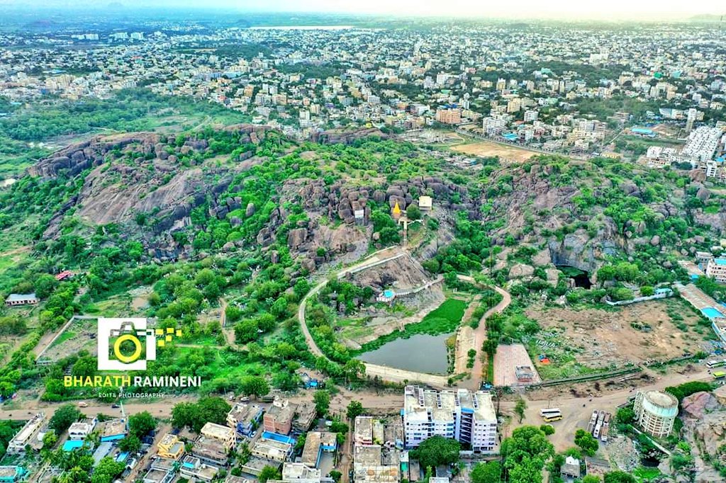 HiWarangal's tweet photo. Aerial view #Padmakshi Temple & #Hanamkonda City, #Warangal
#architecturephotography #temples2visit #stories #Share #SocialMedia #citylife #kakatiya #Temple #historical #heritage #city #ReclaimTemples #Explore #culture #HistoryAwareness #jaina #Tourist #places2go #Telangana https://t.co/R7bIhdyUpd