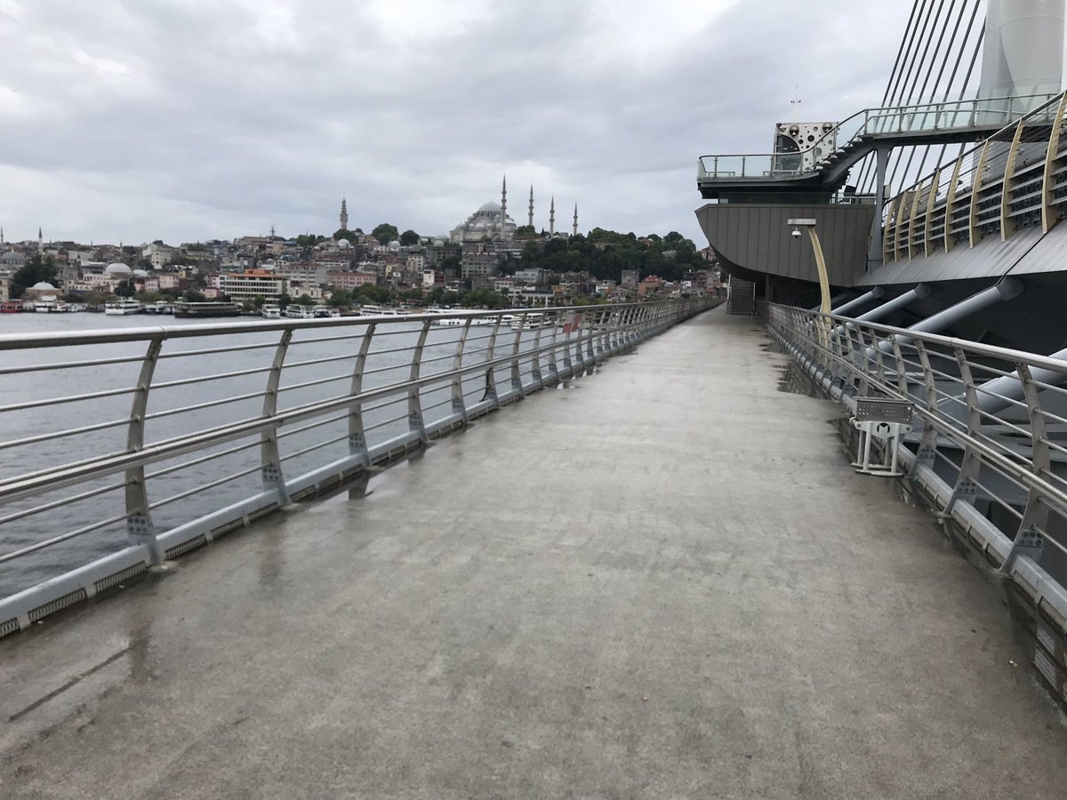 oca__34's tweet photo. Adım adım istanbul #Perşembe https://t.co/8e6S8FJnMW
