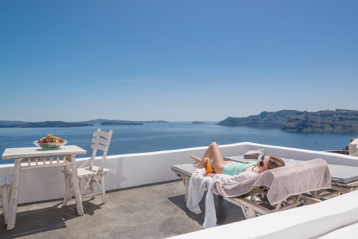 We are ALSO excited to see Andronis Boutique Hotel come in as:
#5 The Best Resort Hotels in Greece 
#10 Top 10 Resort Hotels in Europe

Read more here:
travelandleisure.com/wo…/resort-hotels-in-greece

travelandleisure.com/wo…/resort-hotels-in-europe