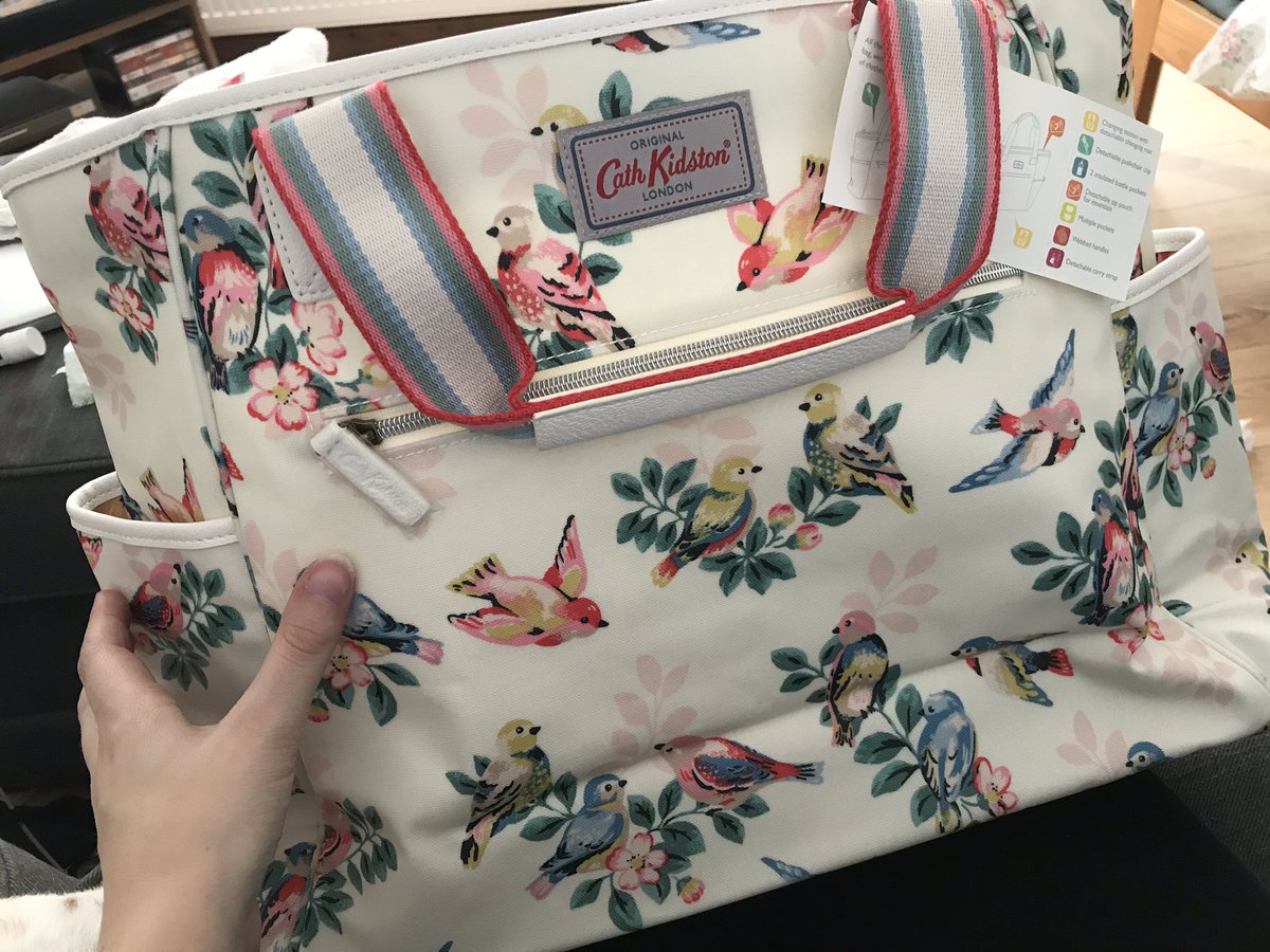 KGraceNash's tweet photo. After being stuck in traffic for 4 hours, this has made my day SO much better 😍 absolutely love this nappy bag from @Cath_Kidston and can’t wait to use it! #somanypockets https://t.co/Zww1yl6x9p