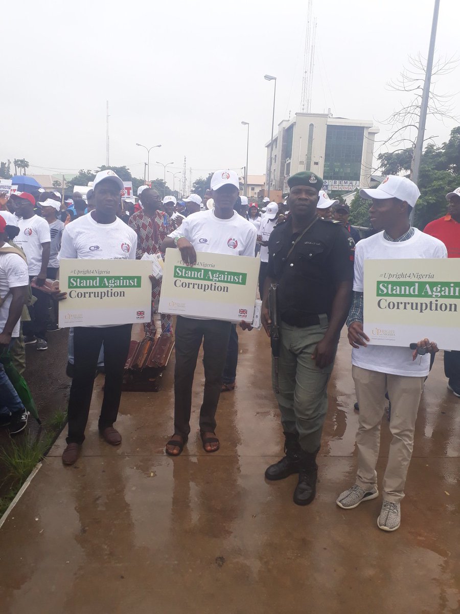 Mr_Pristine_'s tweet photo. @CDDWestAfrica support to mark African Union Anti-Corruption Day 2019. "Let's unite towards a common African position on Asset Recovery." 

#StopCorruption
#CorruptionNoMore
@AntiCorruptIntl 
@ClementNwankwo 
@SayNoCampaignNG 
#DoroCorruption
@SituationRoomNg 
@AriyoAristotle https://t.co/JzeU0bbC0G