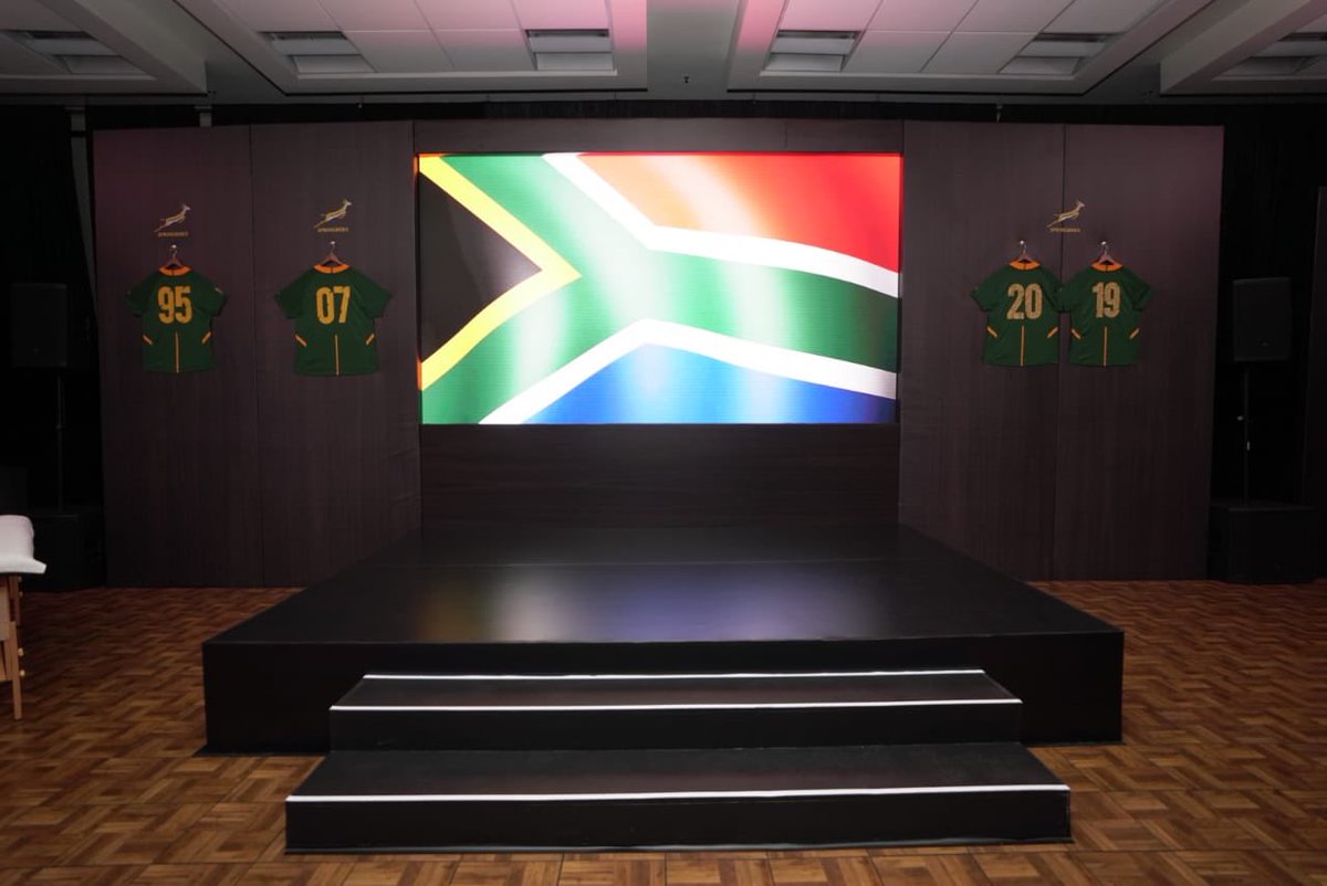 SuperSportTV's tweet photo. #StrongerTogether 💚🇿🇦🏉 https://t.co/zC7LqsgQ4U